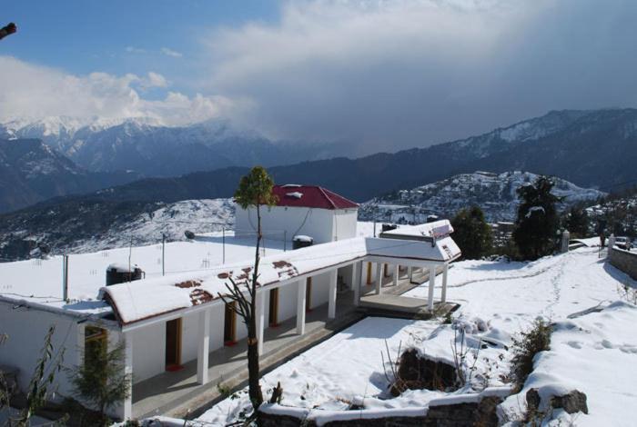 Hotel Milam Inn Munsyari Buitenkant foto
